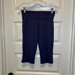 NWT Tactel Navy Blue Pull On Stretch Capri Pants size S